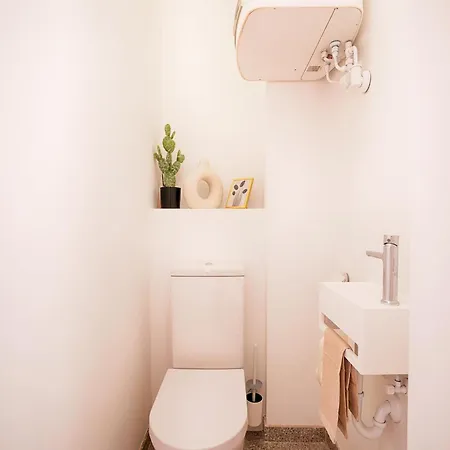 Modernes City-apartment In Апартаменти *